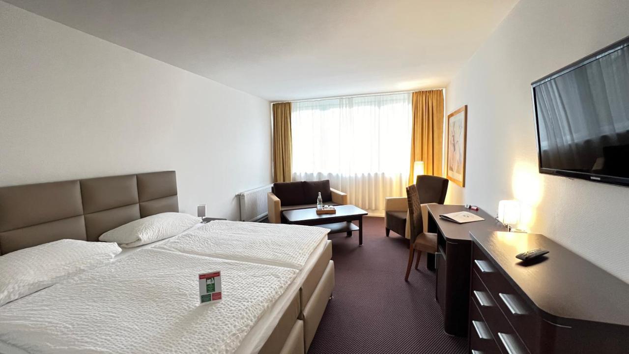 Landhotel Weisses Ross Garni Bad Brueckenau Exterior photo